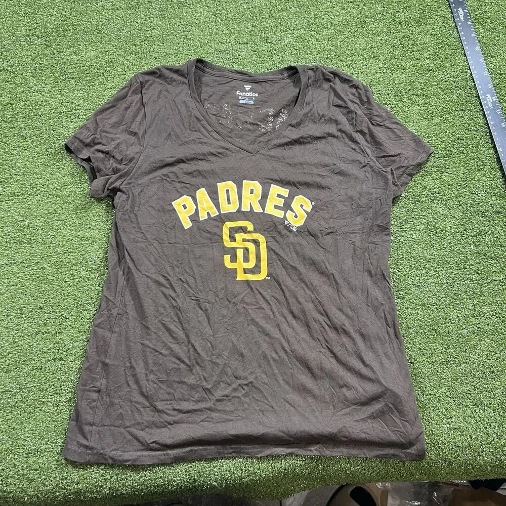 Women's Brown San Diego Padres M Short Sleeve V-Neck T-Shirt NWOT